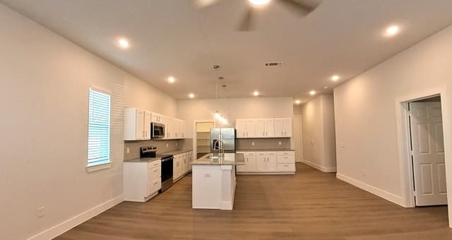 330 E Carson Unit 1302, San Antonio, TX 78208 — photo 10