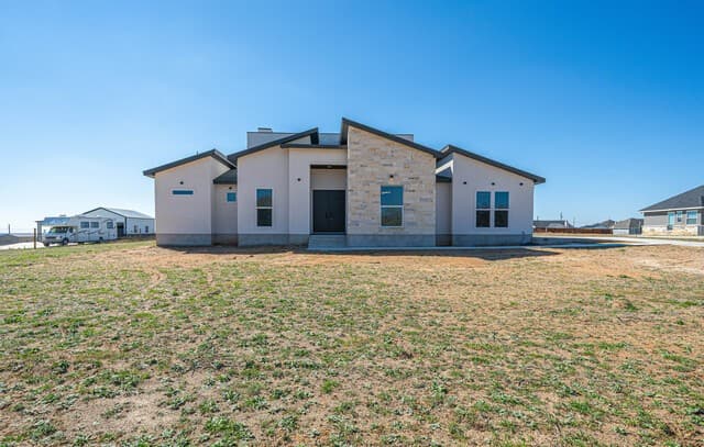 999  County Road 319, La Vernia, TX 78121 — photo 2