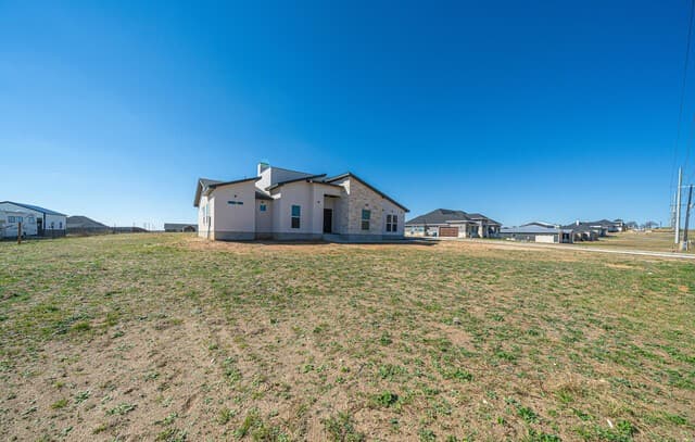 999  County Road 319, La Vernia, TX 78121 — photo 4