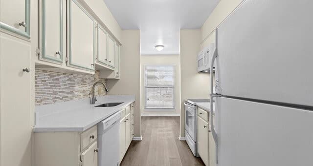 8702  Village Unit 1300, San Antonio, TX 78217 — photo 18