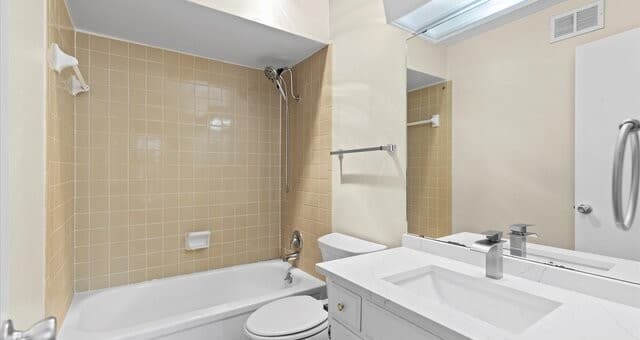 8702  Village Unit 1300, San Antonio, TX 78217 — photo 24