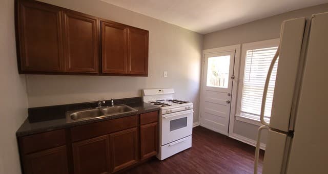 218  Claremont, San Antonio, TX 78209 — photo 12