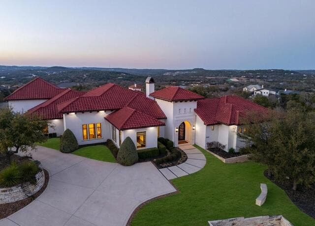23510 Avila Ridge