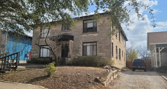 340  Natalen, San Antonio, TX 78209 — photo 2