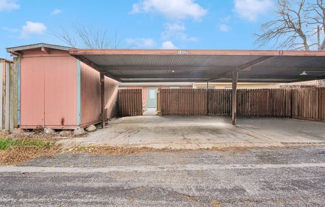 1229 Klondike, San Antonio, TX 78245 — photo 17
