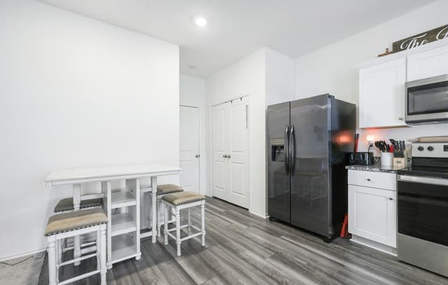 5314  Hickory, San Antonio, TX 78222 — photo 5