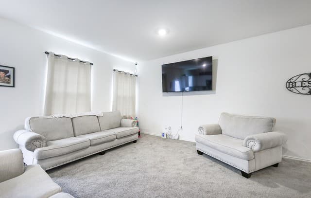 5314  Hickory, San Antonio, TX 78222 — photo 6