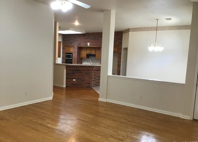 9615  Rocksprings, San Antonio, TX 78251 — photo 13