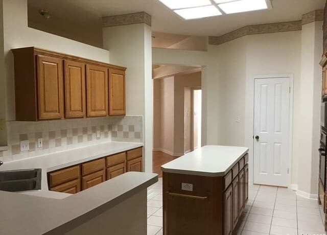 9615  Rocksprings, San Antonio, TX 78251 — photo 7