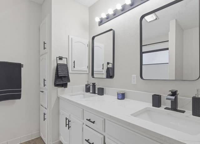 5611  Timber Jack, San Antonio, TX 78250 — photo 18