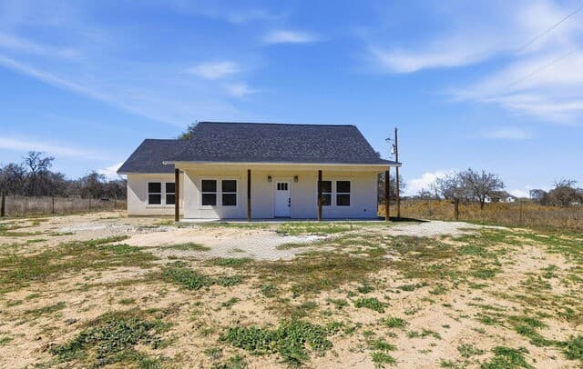 374  County Road 124, Floresville, TX 78114 — photo 2