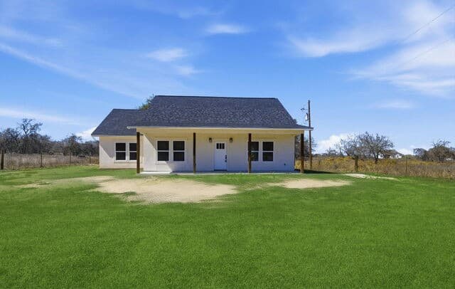374  County Road 124, Floresville, TX 78114 — photo 3