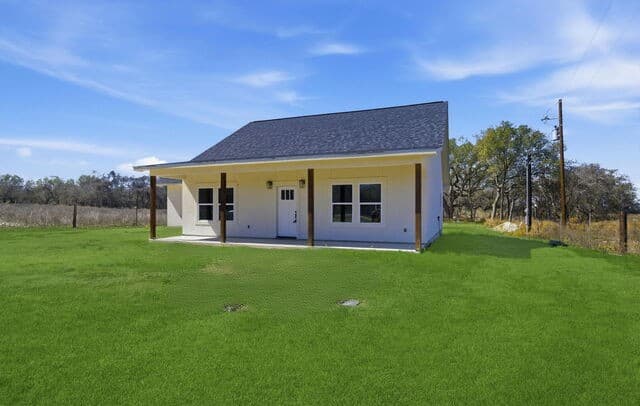374  County Road 124, Floresville, TX 78114 — photo 5