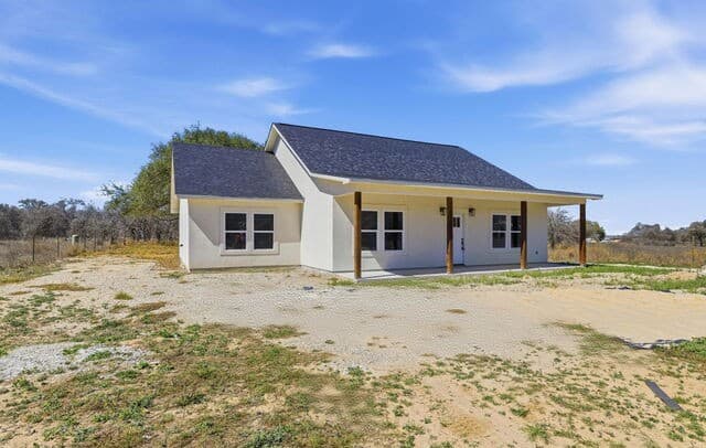 374  County Road 124, Floresville, TX 78114 — photo 6