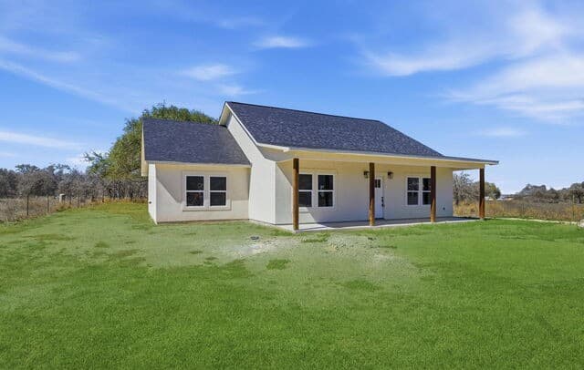 374  County Road 124, Floresville, TX 78114 — photo 7