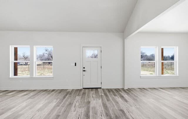 374  County Road 124, Floresville, TX 78114 — photo 9