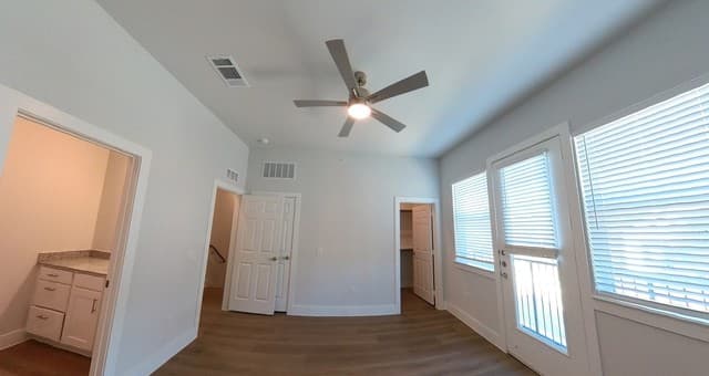 330 E Carson Unit 3101, San Antonio, TX 78208 — photo 20