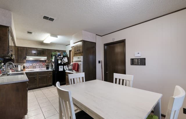 9314  Ranchero, San Antonio, TX 78240 — photo 13