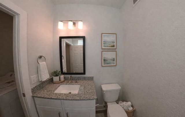 330 E Carson Unit 3103, San Antonio, TX 78208 — photo 11