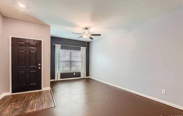 11846 Latour Vly, San Antonio, TX 78252 — photo 6