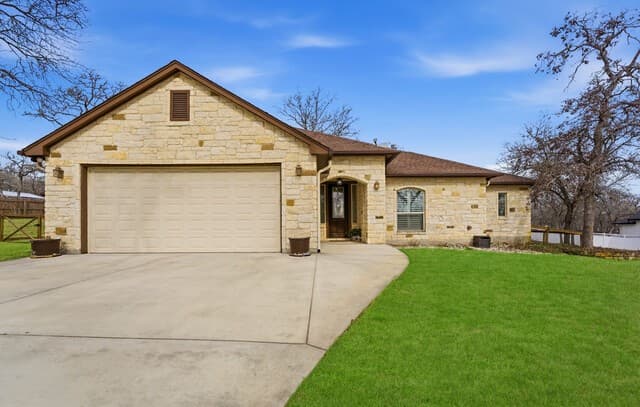 203  Champions Blvd. ( Two Homes ), La Vernia, TX 78121 — photo 2