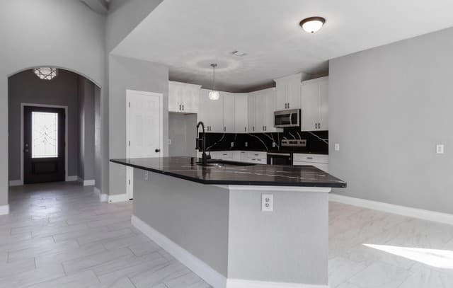3938  New Mathis, Elmendorf, TX 78112 — photo 11