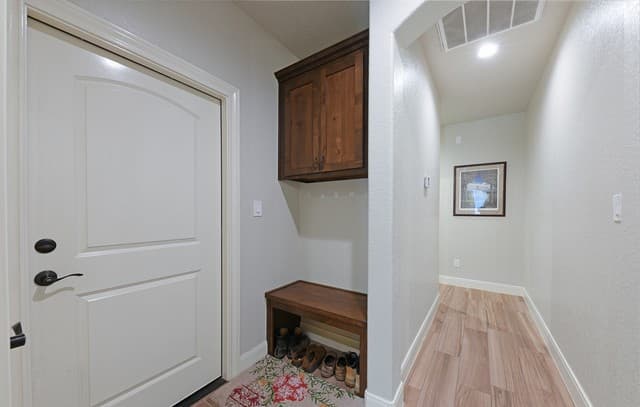 105  Bobby Lynn, Adkins, TX 78101 — photo 16