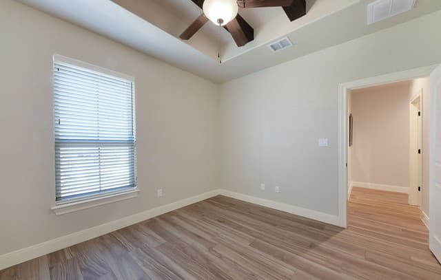 105  Bobby Lynn, Adkins, TX 78101 — photo 19