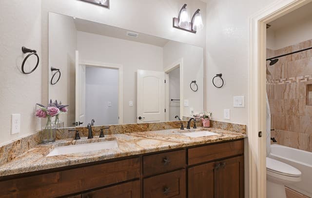 105  Bobby Lynn, Adkins, TX 78101 — photo 22