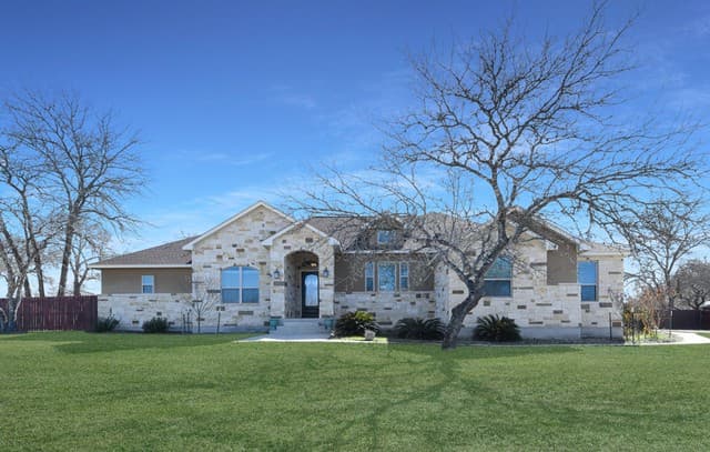 105  Bobby Lynn, Adkins, TX 78101 — photo 3