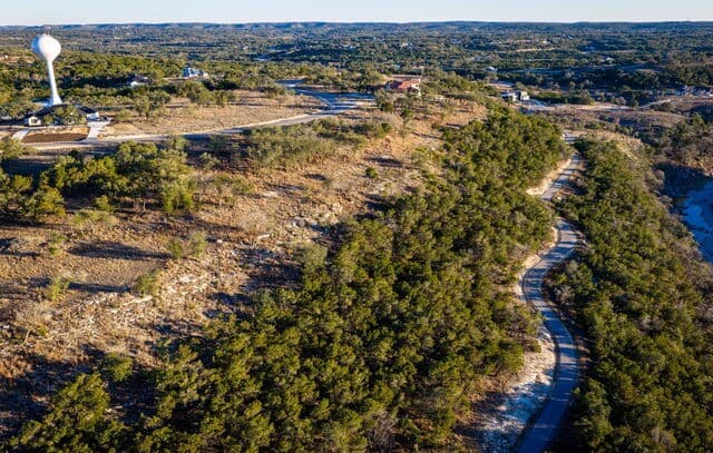 1829  Paradise Parkway, Canyon Lake, TX 78133 — photo 12