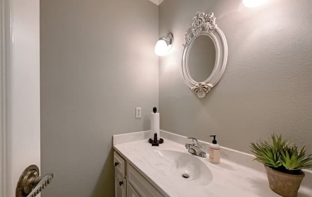 13003 Chateau Forest, San Antonio, TX 78230 — photo 16