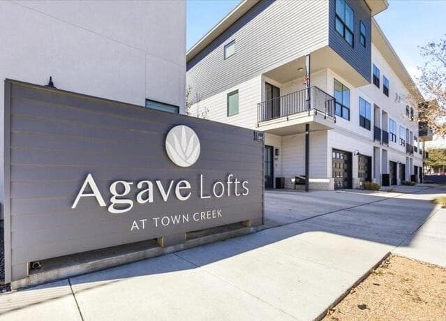 1208 N Academy Ave Unit UNIT 2201