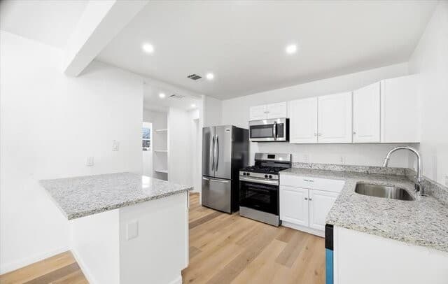 2243  Hays, San Antonio, TX 78202 — photo 5