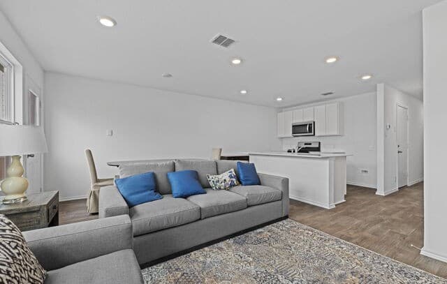 5959  Celestite Bend, San Antonio, TX 78222 — photo 6