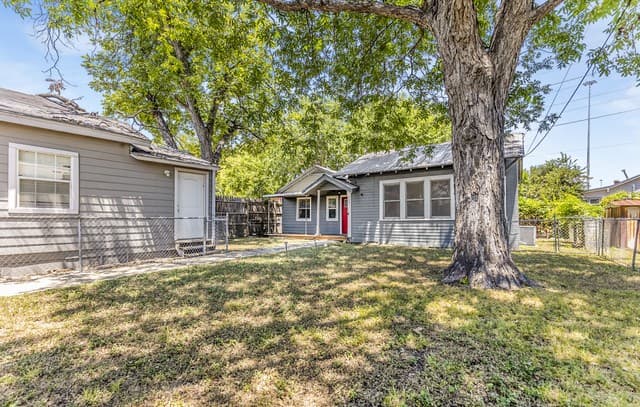 525-527  McKinley, San Antonio, TX 78210 — photo 23