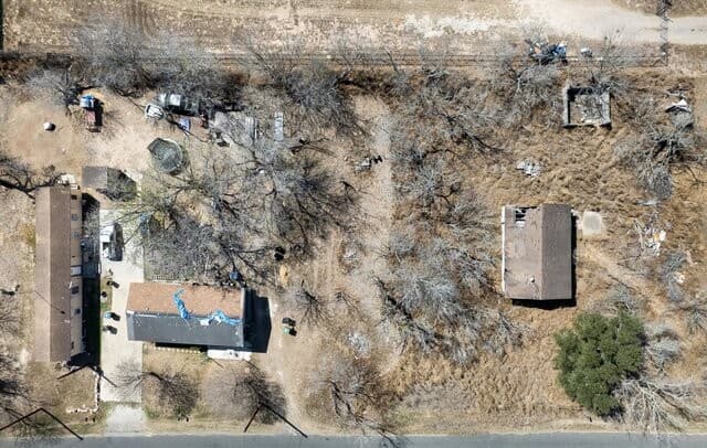 18829  Lagloria Rd, Elmendorf, TX 78112 — photo 4