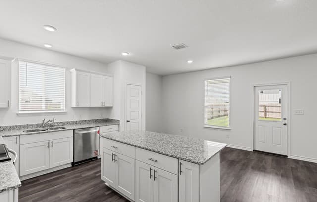 11747  Anselmo, San Antonio, TX 78254 — photo 5