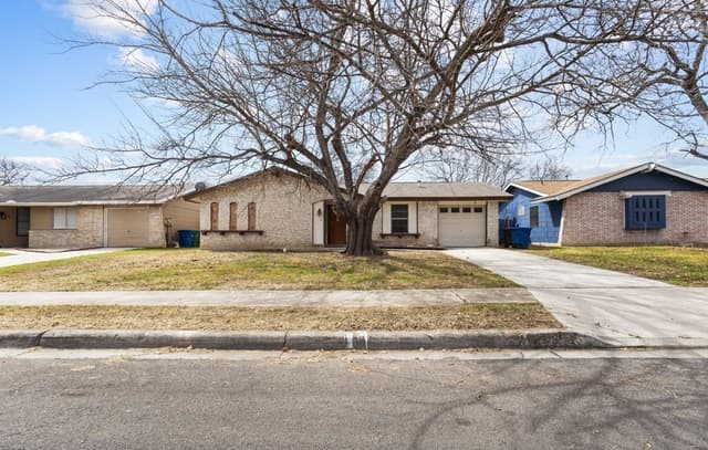 4718  Casa Oro St