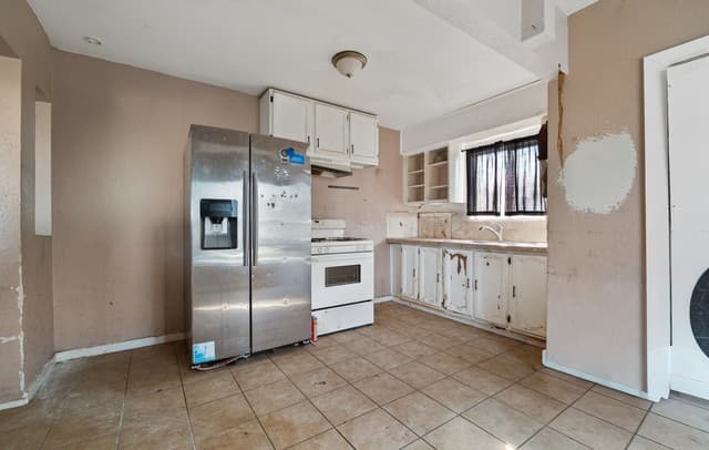 241  Archimedes Dr, San Antonio, TX 78223 — photo 11
