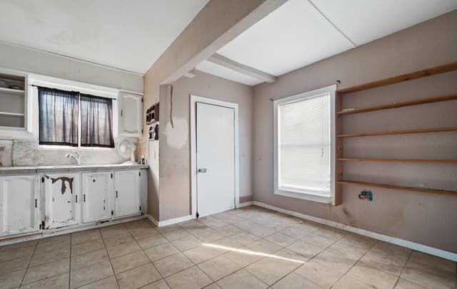 241  Archimedes Dr, San Antonio, TX 78223 — photo 9