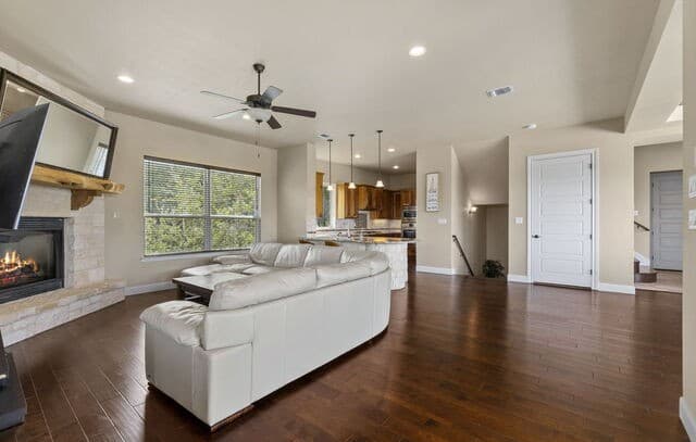 502  Cindy Dr, Canyon Lake, TX 78133 — photo 10