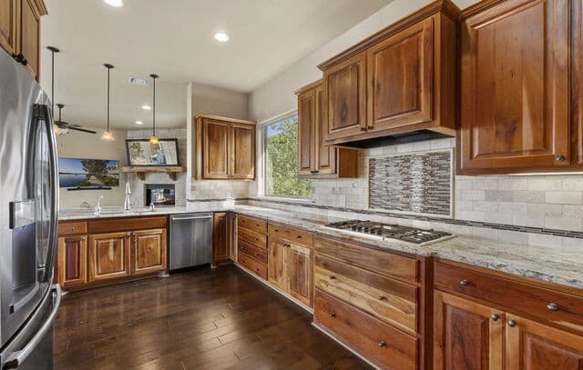 502  Cindy Dr, Canyon Lake, TX 78133 — photo 17