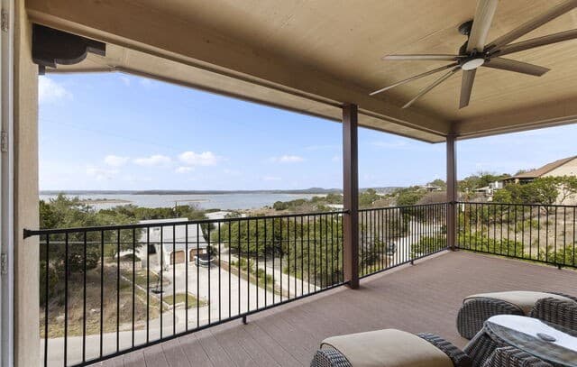 502  Cindy Dr, Canyon Lake, TX 78133 — photo 5