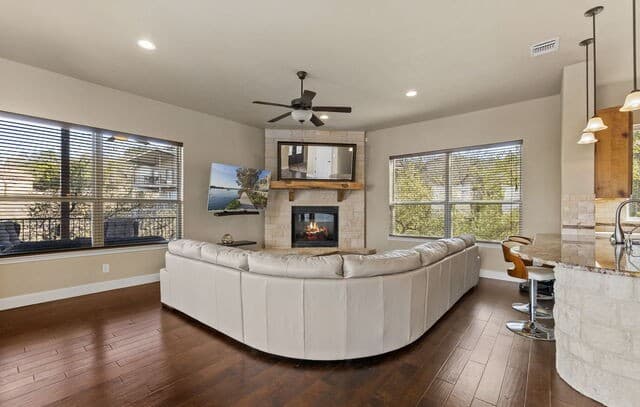502  Cindy Dr, Canyon Lake, TX 78133 — photo 9