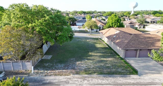 5906  Brook Fls, Windcrest, TX 78239 — photo 9