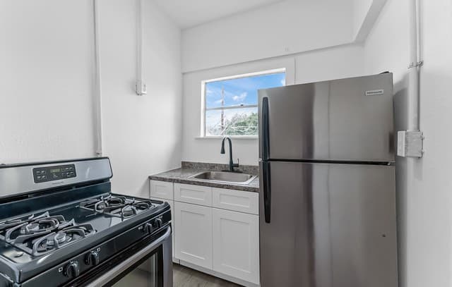 146  Fairview, San Antonio, TX 78223 — photo 11