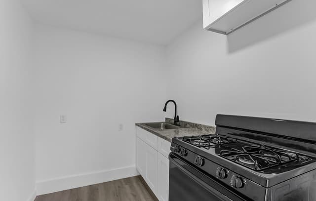146  Fairview, San Antonio, TX 78223 — photo 16
