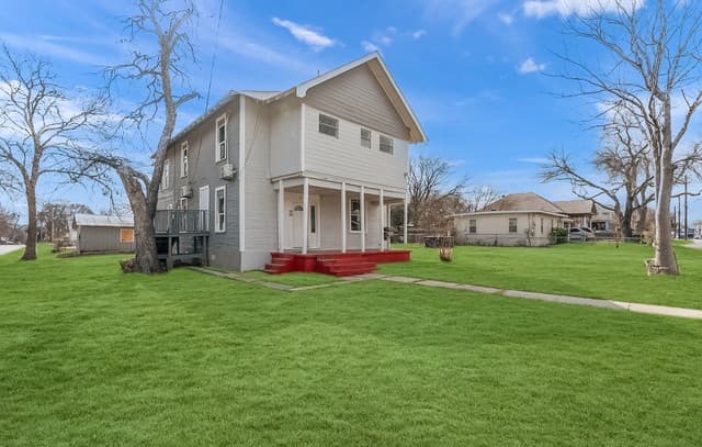 146  Fairview, San Antonio, TX 78223 — photo 2