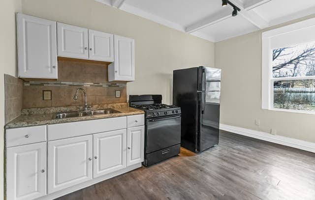 146  Fairview, San Antonio, TX 78223 — photo 6